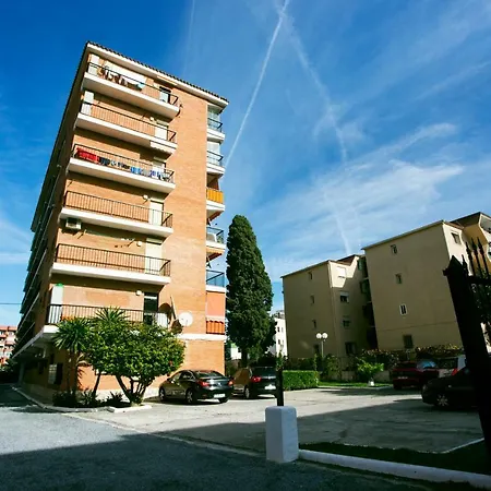 Monko Center, Garden & Pool O Apartment Torremolinos
